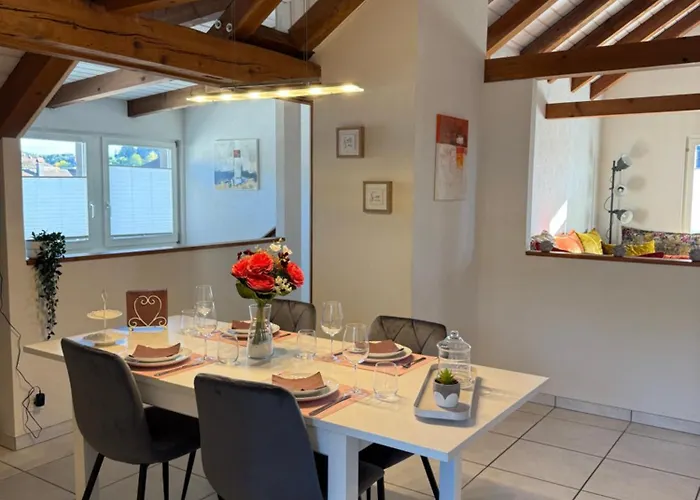 בורגדורף Schoene Dachwohnung Moebliert Und Mit Parkmoeglichkeiten תמונה